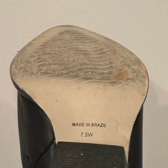 Caty Smooth Leather Black (Wide) by Matisse - Picture 7 of 10